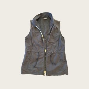 Columbia Slate color Outdoor Vest